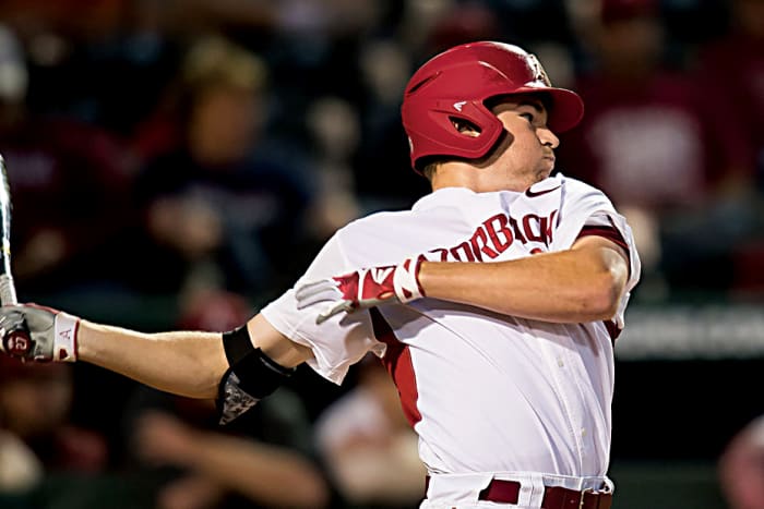 Former Arkansas Razorback Evan Lee made his major league debut Wednesday against the New York Mets after being called up from the Harrisburg Senators, where he posted a 3.60 ERA. Lee was a two-way player for the 2018 College World Series runner-up Arkansas squad.